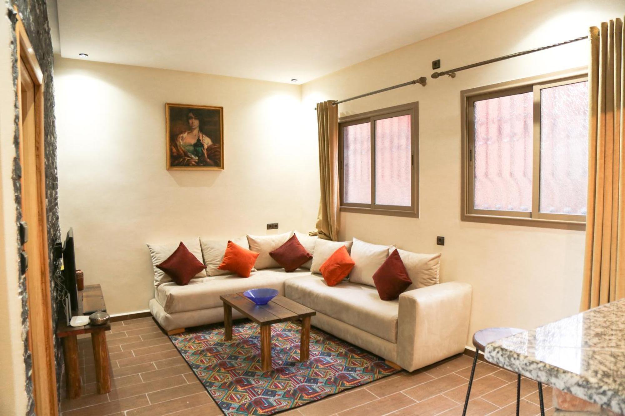 Issli Appartment Climatise Hiver Et Ete Azrou Kamer foto